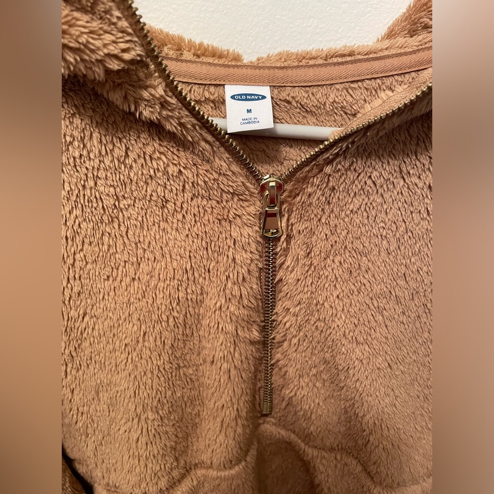 Pullover - Picture 2 of 2